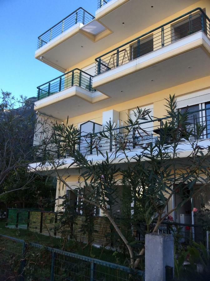 Ourania'S Apartments Kaména Voúrla Eksteriør bilde