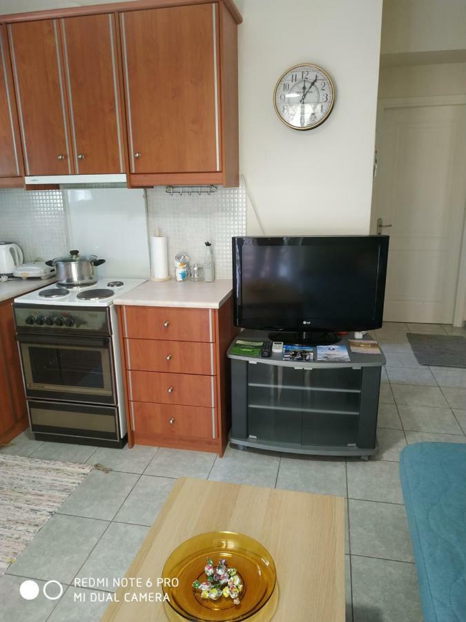 Ourania'S Apartments Kaména Voúrla Eksteriør bilde