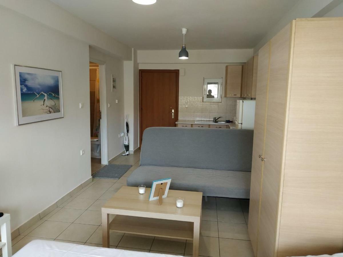 Ourania'S Apartments Kaména Voúrla Eksteriør bilde