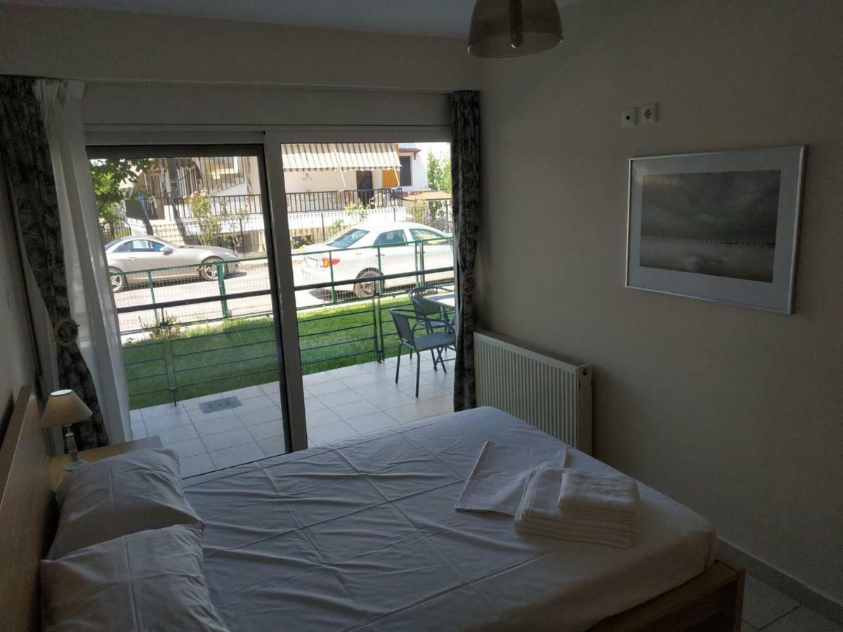 Ourania'S Apartments Kaména Voúrla Eksteriør bilde