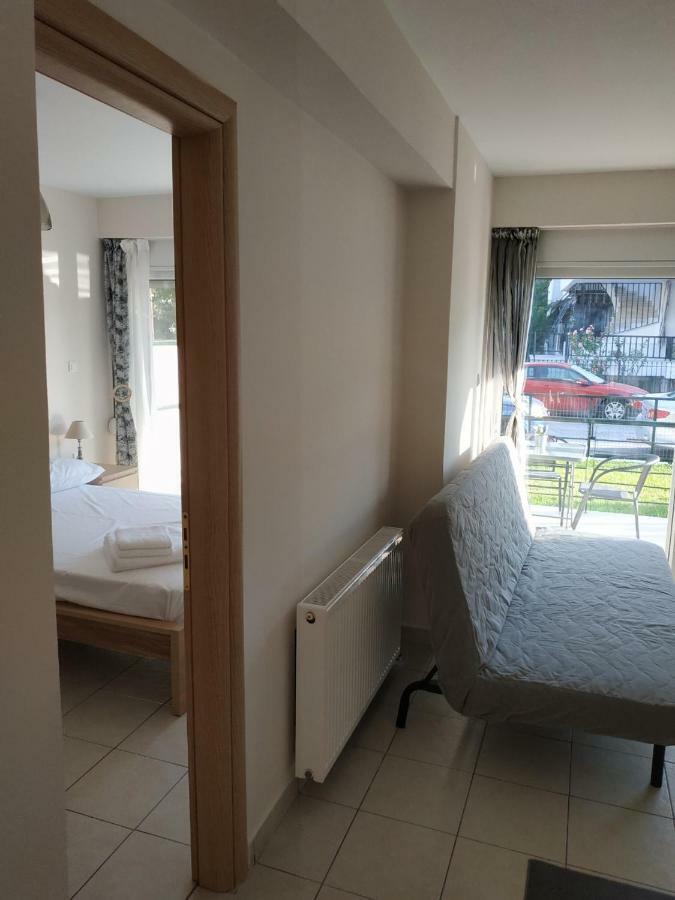 Ourania'S Apartments Kaména Voúrla Eksteriør bilde