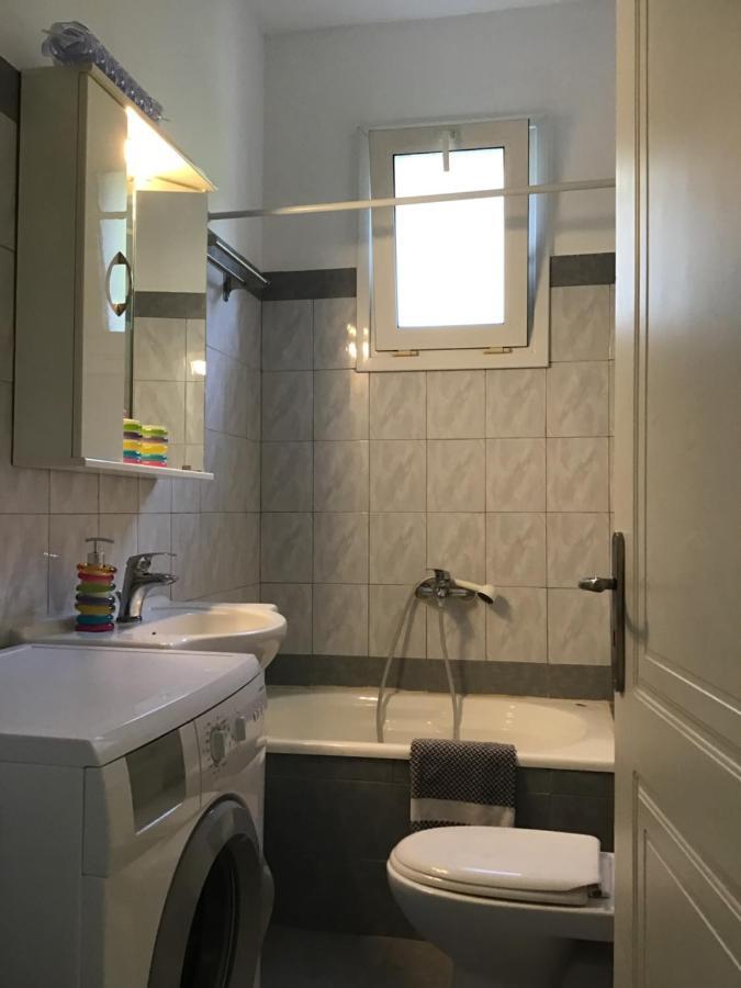 Ourania'S Apartments Kaména Voúrla Eksteriør bilde