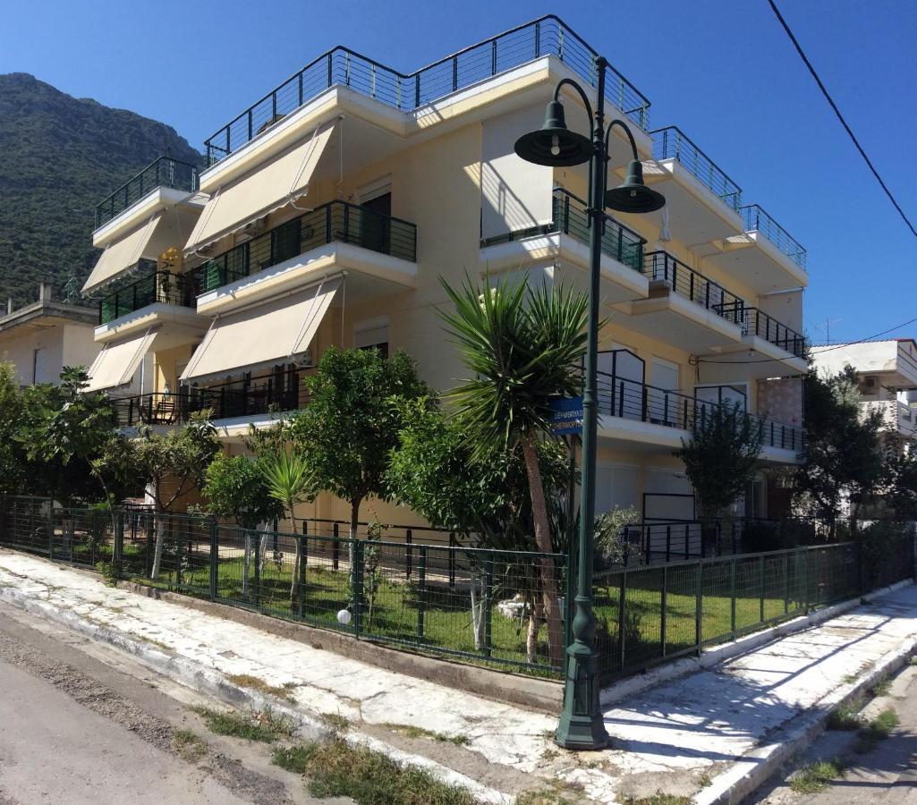 Ourania'S Apartments Kaména Voúrla Eksteriør bilde